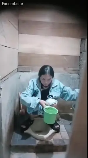 Thumbnail untuk kategori Bokep Ngintip di Jilbab Viral Indo